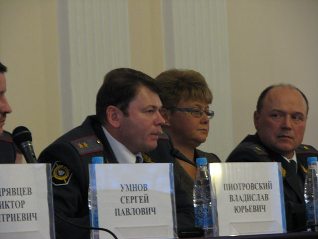 Глава ГУВД Владислав Пиотровский позвал горожан вместе перестраивать милицию