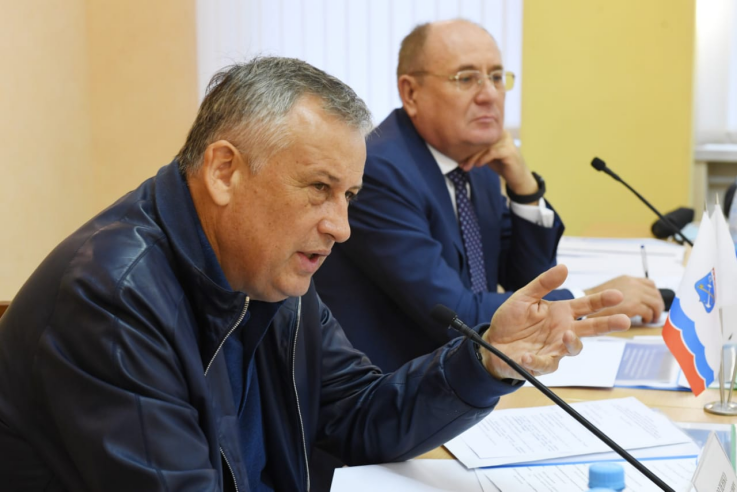 Дрозденко направил на рассмотрение ЗакСа новый вариант состава правительства фото ЗакС политика Дрозденко направил на рассмотрение ЗакСа новый вариант состава правительства