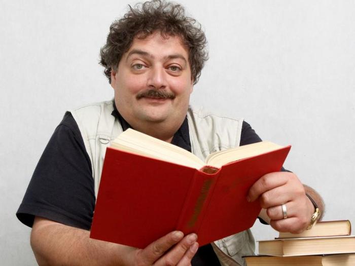 Дмитрий Быков определился с главным словом 2020-го года уже в январе фото ЗакС политика Дмитрий Быков определился с главным словом 2020-го года уже в январе