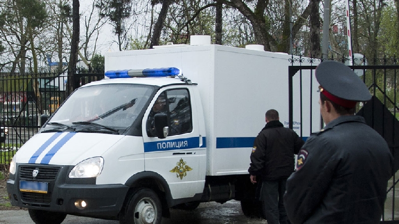 Фигурант дела экс-главы Коми хочет взыскать с РФ 2,25 млн рублей за частую перевозку в автозаках фото ЗакС политика Фигурант дела экс-главы Коми хочет взыскать с РФ 2,25 млн рублей за частую перевозку в автозаках