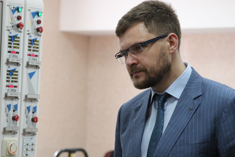 Бывший чиновник Смольного переходит на работу в ГУП "ТЭК" фото ЗакС политика Бывший чиновник Смольного переходит на работу в ГУП "ТЭК"