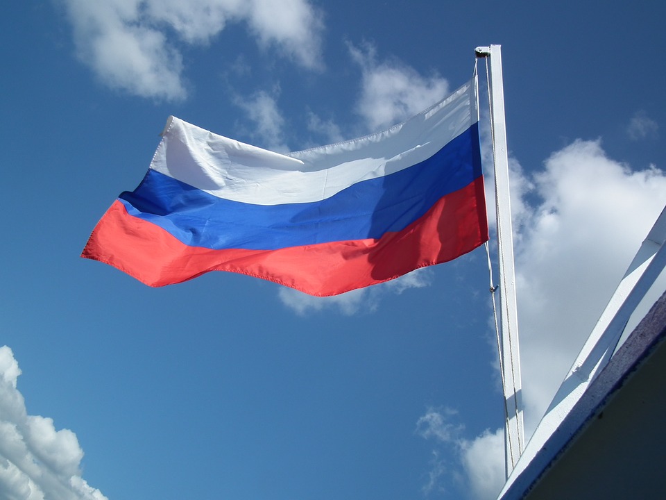 Глава Якутии обязал школьников ежедневно исполнять гимн России фото ЗакС политика Глава Якутии обязал школьников ежедневно исполнять гимн России