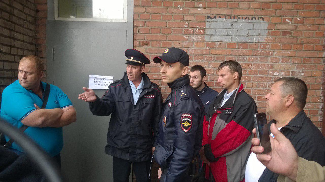 «Коммунисты России» предложили установить в Петербурге памятник «Жертвам беспредела ИКМО» фото ЗакС политика «Коммунисты России» предложили установить в Петербурге памятник «Жертвам беспредела ИКМО»