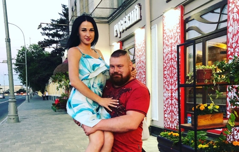 Невеста Дацика пошла в муниципальные депутаты от ЛДПР фото ЗакС политика Невеста Дацика пошла в муниципальные депутаты от ЛДПР