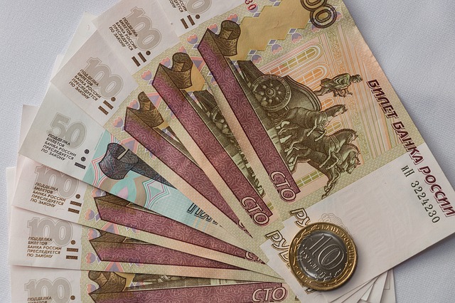 Доход главы комитета по энергетике за 2019 год составил 13,7 млн рублей фото ЗакС политика Доход главы комитета по энергетике за 2019 год составил 13,7 млн рублей