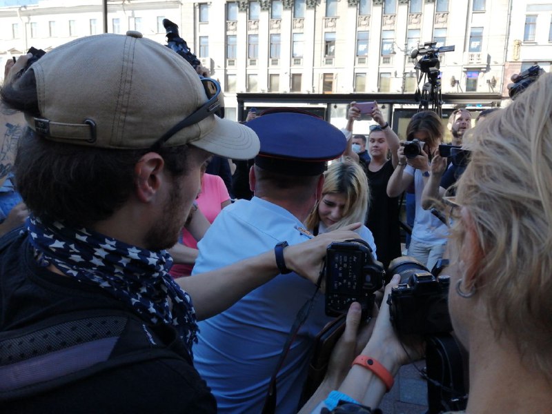 c07e9fcd-7405-4ac3-ba91-d0a81ba53b51.jpg (98 KB)