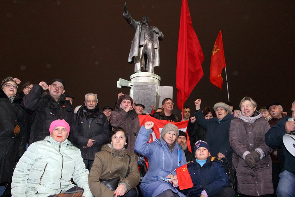 Коммунисты обратились лично к Беглову с просьбой согласовать митинг 7 ноября фото ЗакС политика Коммунисты обратились лично к Беглову с просьбой согласовать митинг 7 ноября