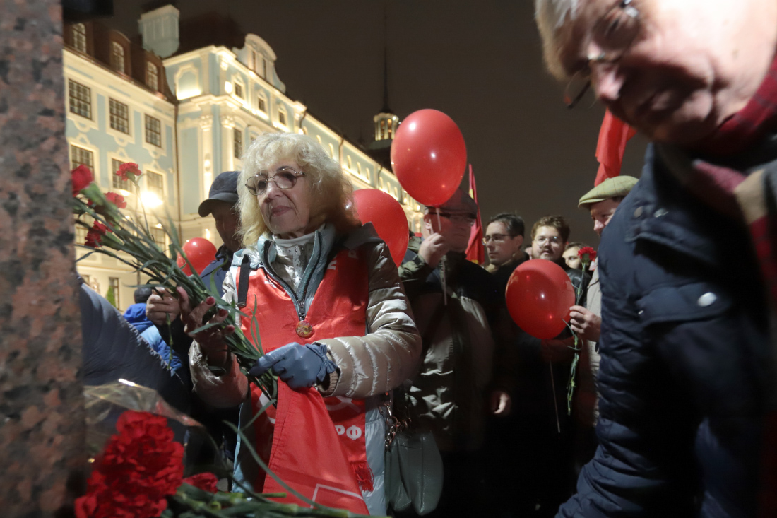 IMG_2895.JPG (365 KB)