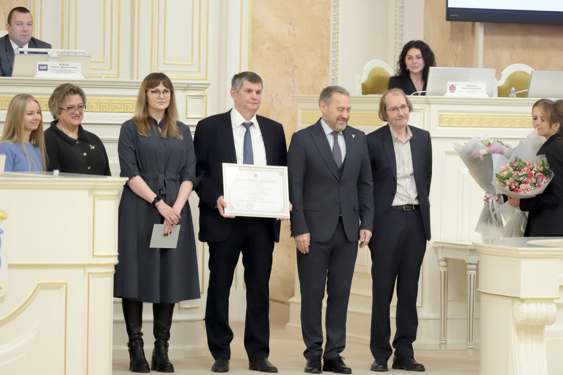 IMG_3599.JPG (348 KB)