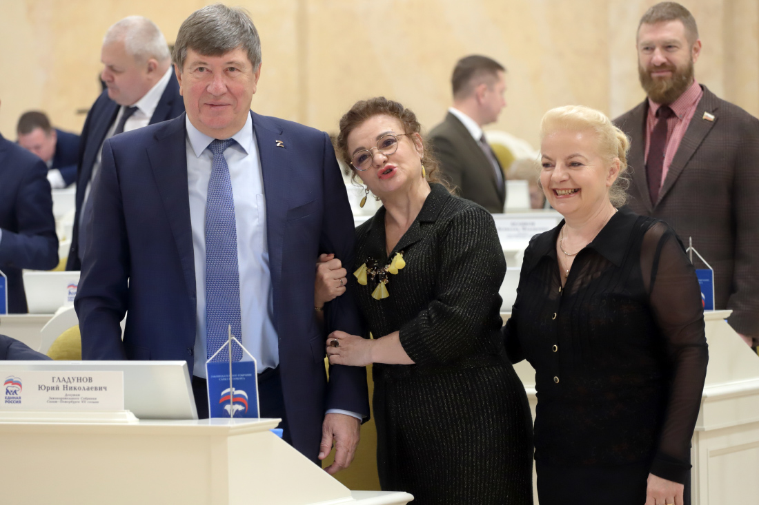 IMG_3716.JPG (323 KB)