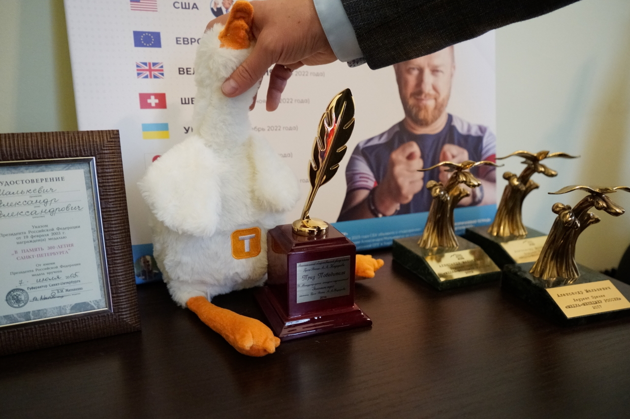 KL_02403.JPG (796 KB)