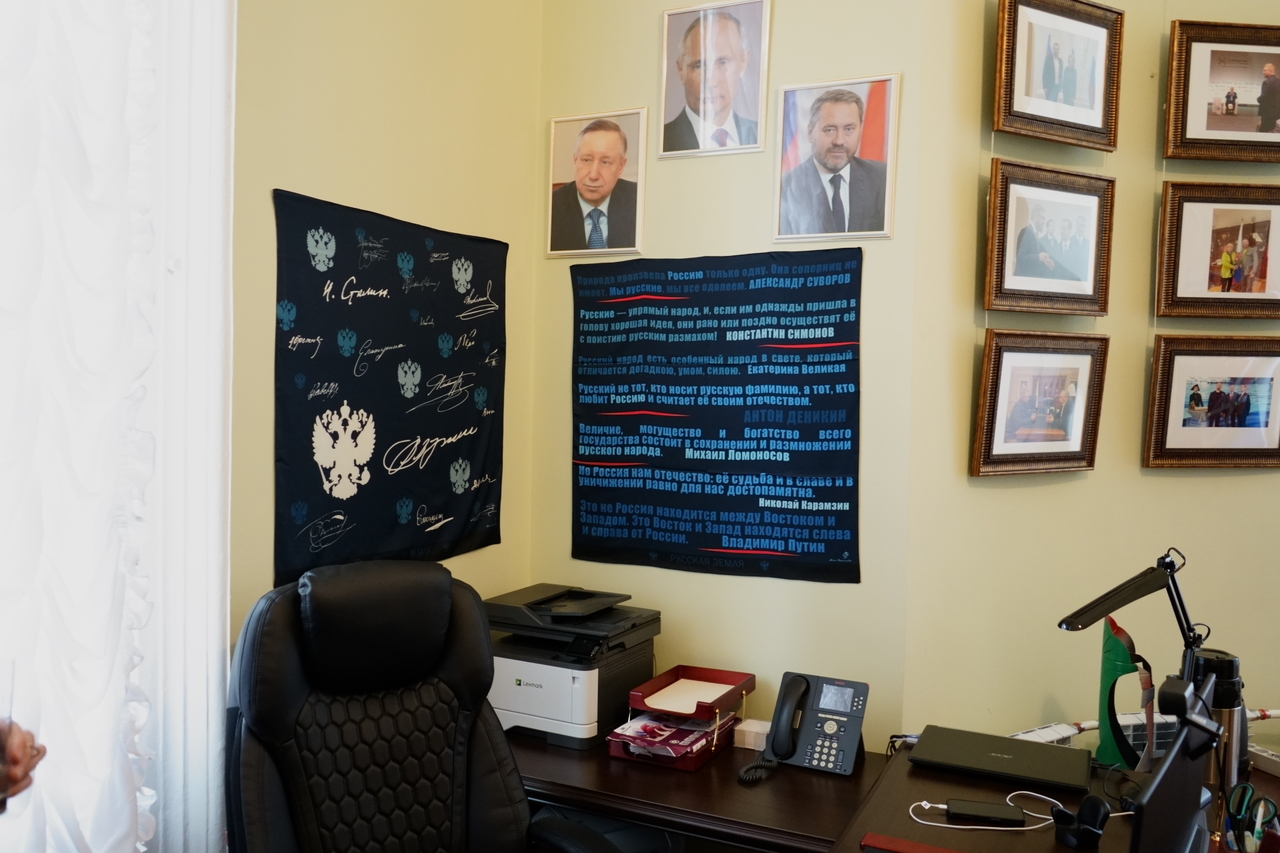 KL_02454.JPG (753 KB)