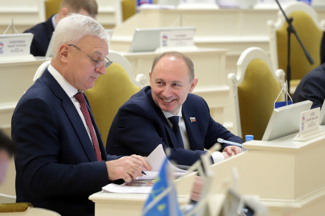 IMG_4384.JPG (304 KB)