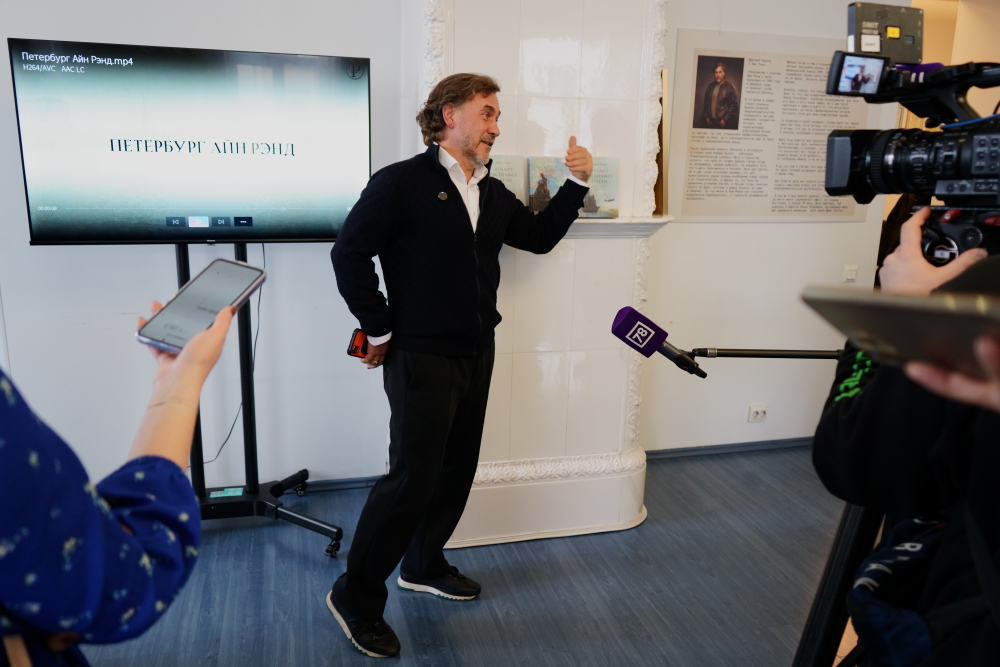 KL_09354.JPG (780 KB)