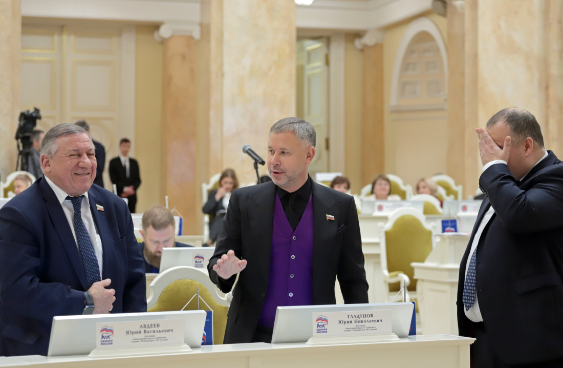 IMG_4694.JPG (301 KB)