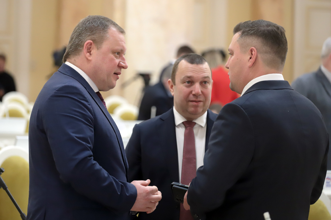 IMG_4949.JPG (280 KB)