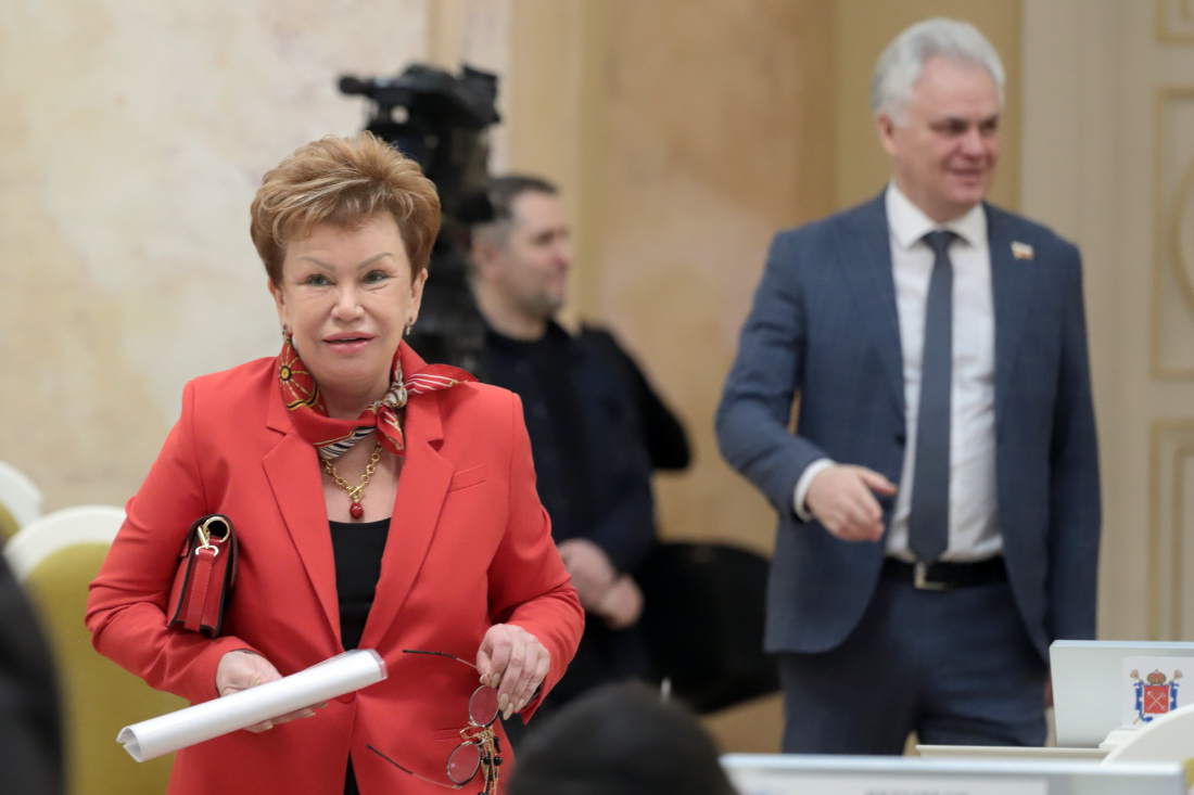 IMG_4974.JPG (293 KB)