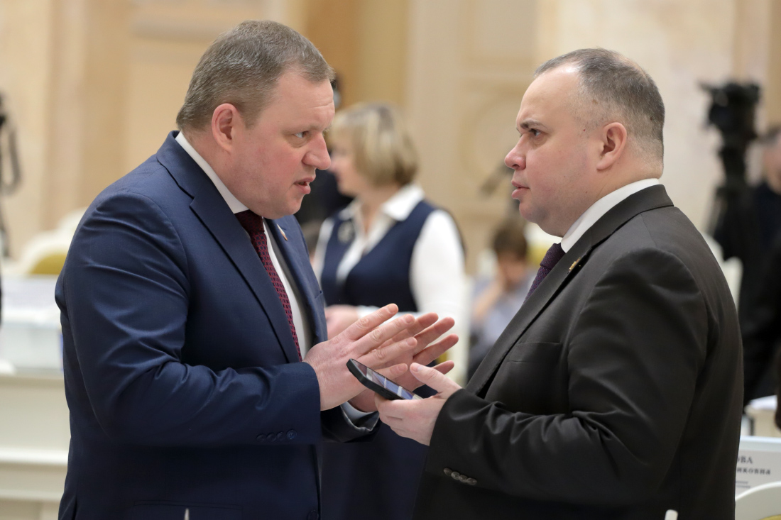 IMG_4980.JPG (291 KB)