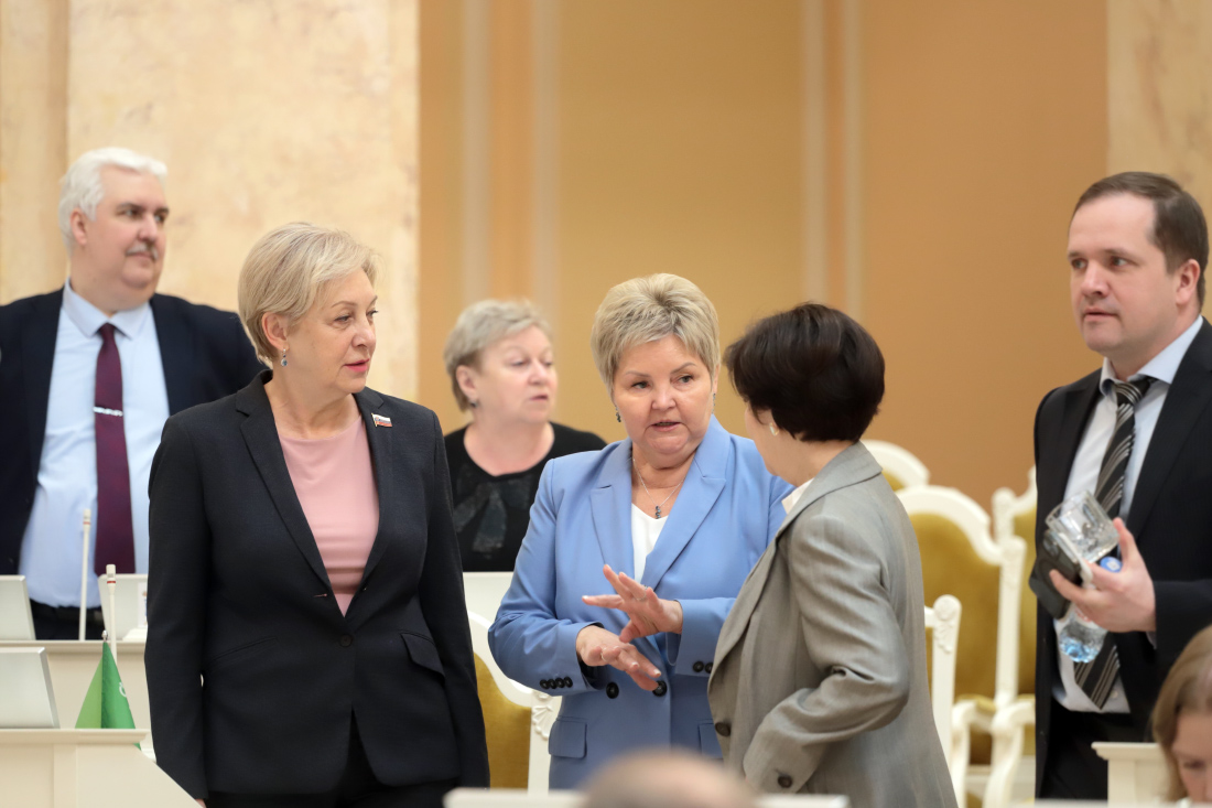 IMG_5572.JPG (294 KB)