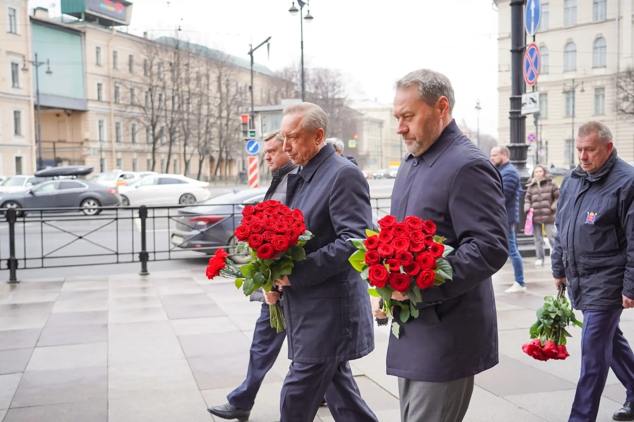 ������ � �������� ��������� ����� � ������� ������ ����� ������� ����� 