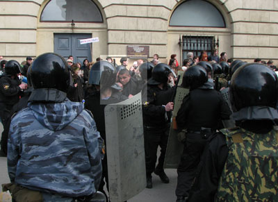 Задержание Петрова