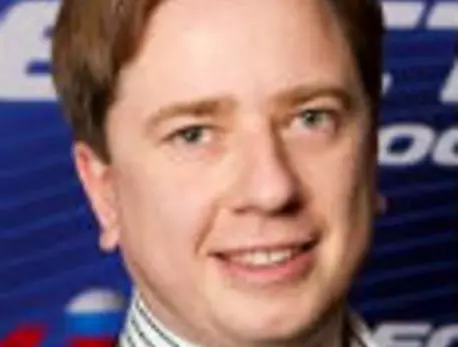 Владимир Бурматов: 6 мая удальцовские ребята, как фашисты, вперед себя ставили хипстеров с айфончиками : ЗакС.Ру : Статьи