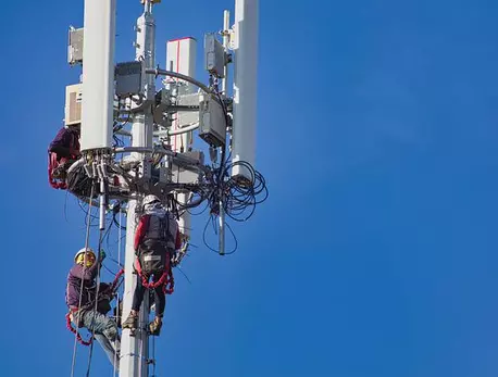 Противники 5G в Мариинском дворце : ЗакС.Ру : Статьи