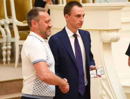 Кто прошел в Молодежный парламент : ЗакС.Ру : Статьи