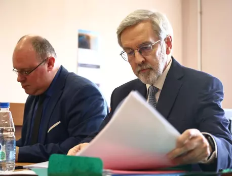 Постам Шишлова присудили штраф : ЗакС.Ру : Статьи