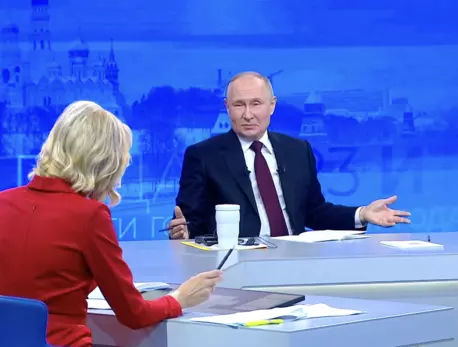 Возвращение Путина на прямую линию : ЗакС.Ру : Статьи