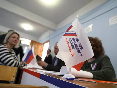 Как в Петербурге прошел первый день выборов президента : ЗакС.Ру : Статьи