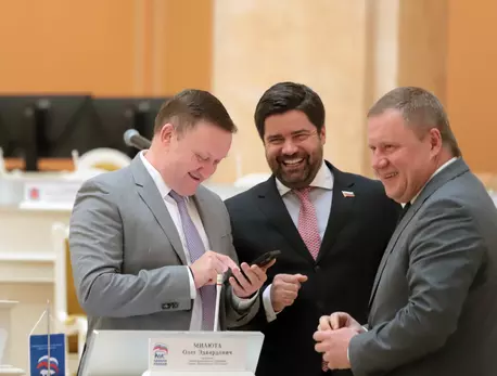 Запреты иноагентам, штраф для туристов и почетные граждане : ЗакС.Ру : Статьи