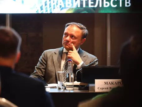 "Занимал достаточно взвешенную позицию": Градозащитники и депутаты об уходе Макарова из КГИОП : ЗакС.Ру : Статьи