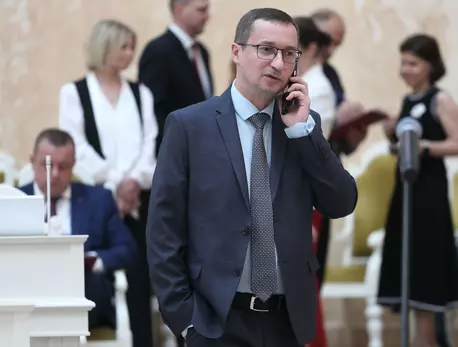 Фракция сказала: надо : ЗакС.Ру : Статьи