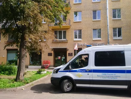 Силовики пришли в "Гавань" из-за "кадровой ошибки" : ЗакС.Ру : Статьи