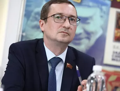 Депутат Кононенко о семье, маткапитале и вопросах, по которым у депутатов разногласий нет : ЗакС.Ру : Статьи