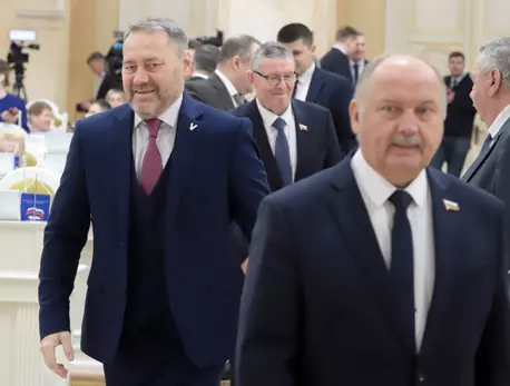 ЗакС ушел в 2025 год : ЗакС.Ру : Статьи