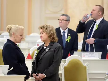ЗакС, родительское окно и ГЧП : ЗакС.Ру : Статьи