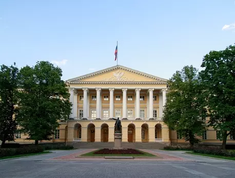Смольный и 138 млн рублей на субсидии молодежным НКО : ЗакС.Ру : Статьи