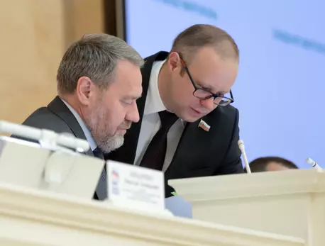 ЗакС за четыре месяца до выборов : ЗакС.Ру : Статьи
