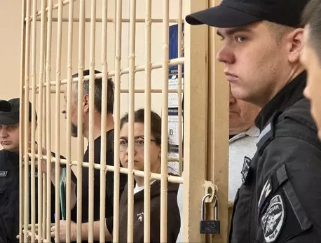 Шесть свидетелей и один "художник" : ЗакС.Ру : Статьи