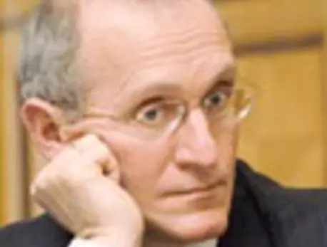 Михаил Бродский: "Мнение, что эффективнее тот парламент, который решает больше вопросов - спорно" : ЗакС.Ру : Статьи