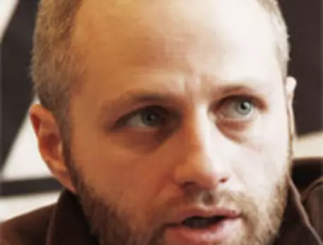 Павел Бардин: "Власть поддерживает и фашистов, и антифашистов - это признак ее слабости" : ЗакС.Ру : Статьи