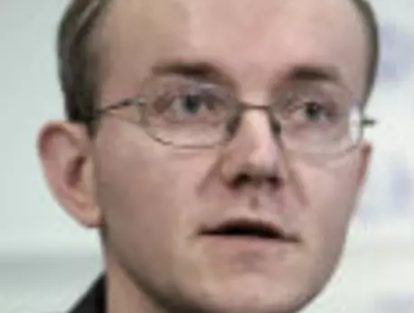 Олег Шеин: Мы не собираемся отдавать город стайке крыс и воров : ЗакС.Ру : Статьи
