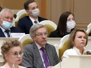 фото ЗакС политика Шишлов снова призвал ЦИК отказаться от многодневного голосования