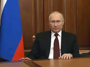 фото ЗакС Путин: Хотите декоммунизации? Мы готовы вам ее показать фото ЗакС политика Путин: Хотите декоммунизации? Мы готовы вам ее показать