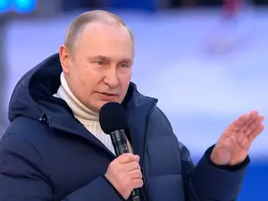 фото ЗакС TMT: Путин выступил в "Лужниках" в куртке Loro Piana стоимостью 1,4 млн рублей фото ЗакС политика TMT: Путин выступил в "Лужниках" в куртке Loro Piana стоимостью 1,4 млн рублей