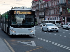 фото ЗакС политика "Пассажиравтотранс" потратит более миллиарда рублей на закупку двухсекционных автобусов