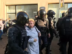фото ЗакС политика На Садовой улице прошли массовые задержания 