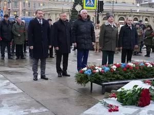 фото ЗакС В День Героев Отечества Беглов и Бельский рассказали о "силе духа" раненых бойцов СВО фото ЗакС политика В День Героев Отечества Беглов и Бельский рассказали о "силе духа" раненых бойцов СВО